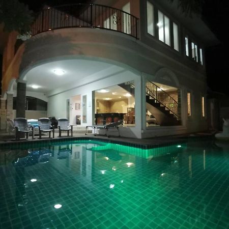 Tewaree Villa - Pattaya Holiday House Walking Street 4 Bedrooms Kültér fotó