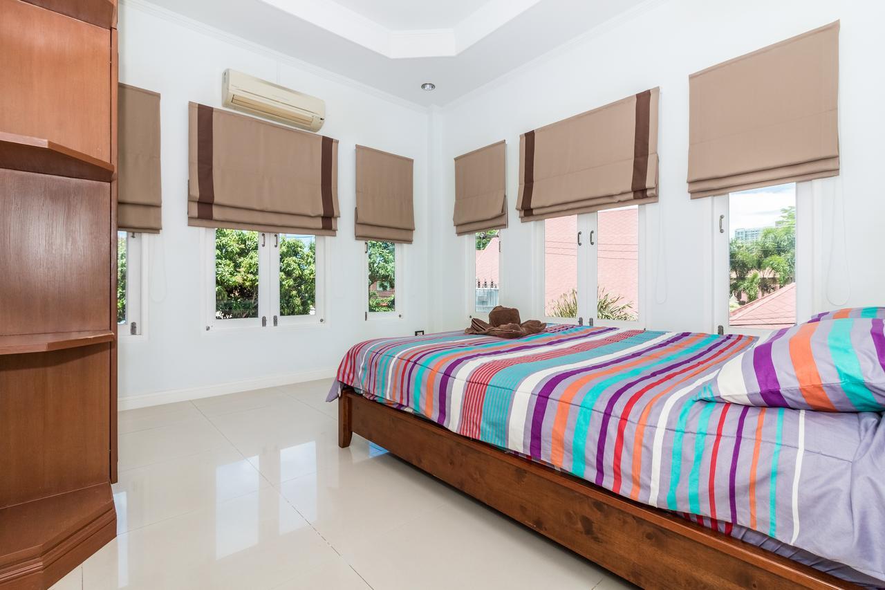 Tewaree Villa - Pattaya Holiday House Walking Street 4 Bedrooms Kültér fotó